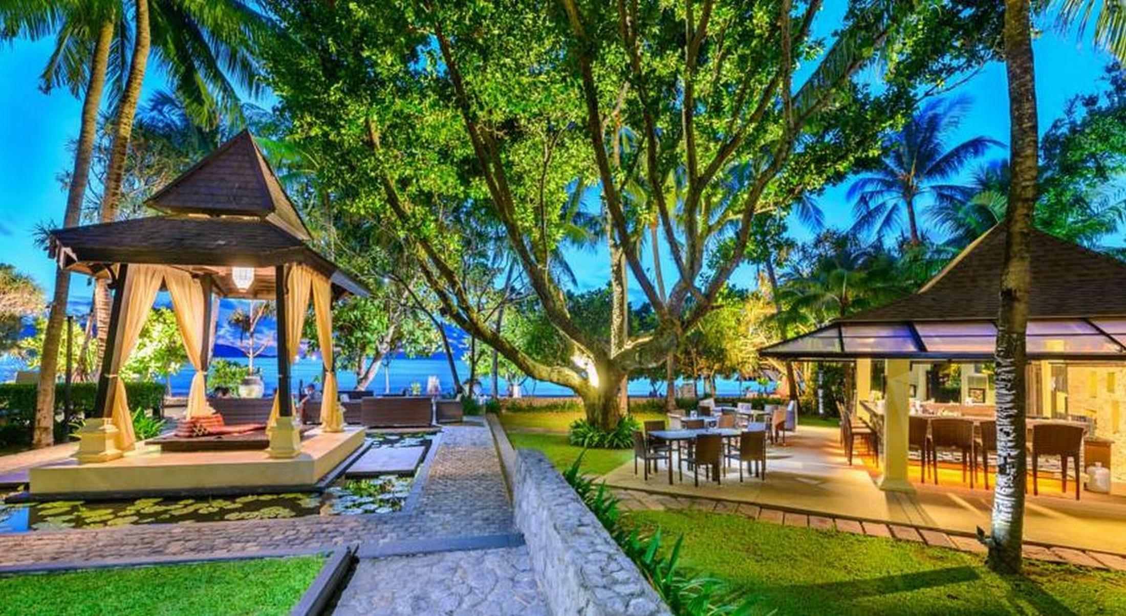 Impiana Beachfront Resort Patong, Phuket Luaran gambar